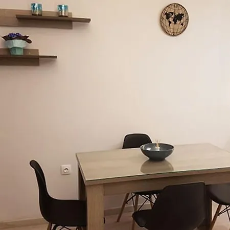 Mi Casa Su Casa - Heart Of Athens-3